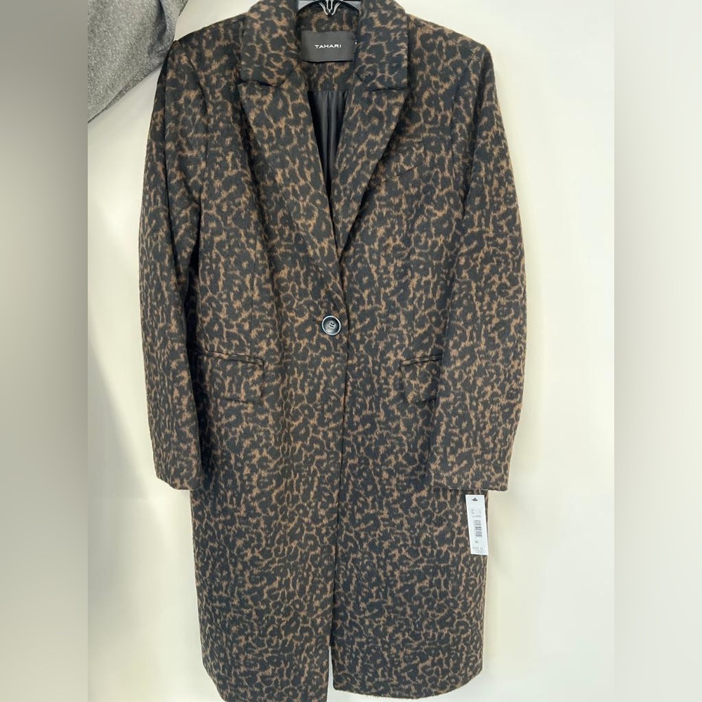 Brand New Tahari leopard print coat
